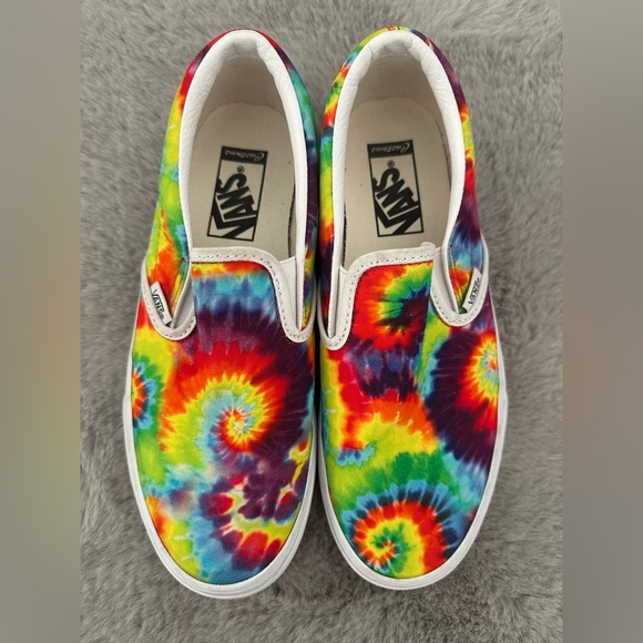 Vans Tie-Dye Slip-On Shoes - Picture 2 of 7